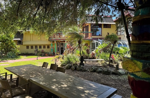 Haiku House | Serene Eco Retreat: Ocean Views, Waterfalls, and Scenic Trails!