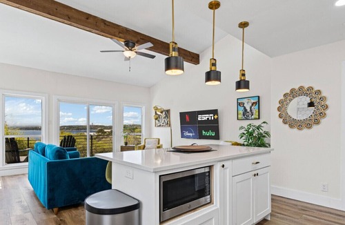Comanche Trail House | Stay in Style by Lake Travis - Pet-Friendly Home Mins to Marina, Oasis & More