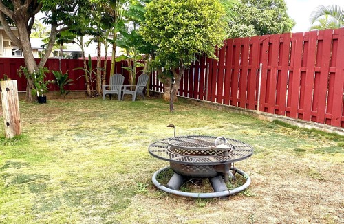 Coconut Grove House | Steps to Kailua Beach Relaxing 3BR Oasis Fenced Yard