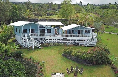Papa Apartment | Stunning 180 degree Ocean Views 1 br/1 bath Studio on a 100% South Kona Farm