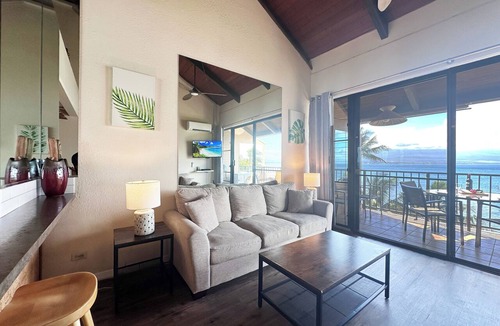 Maalaea Condo | Stunning Maalaea 2BR Loft Condo New AC Premium Ocean Views Pool Hot Tub