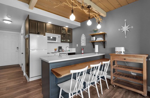 Seaside Condo | The Tides by the Sea - Entire rental unit in Seaside, Oregon, United States