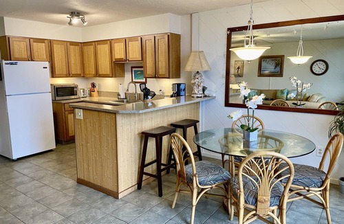 Poipu Condo | Top Floor, Ocean View Condo at Kuhio Shores