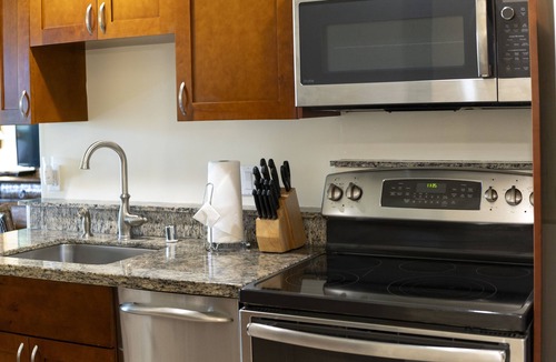 Princeville Hotel | Tropical Paradise #1 Best Value Resort on Kauai! Full Kitchen, Swimming Pool!