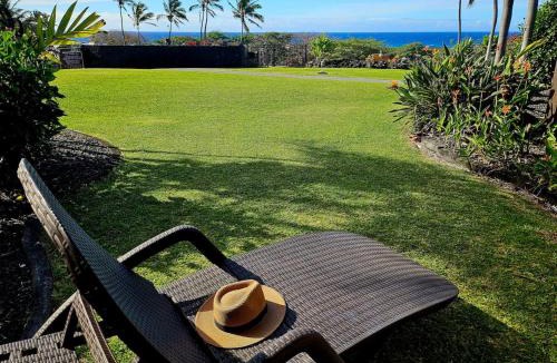 Punaluu House | Unit 13 Ocean Views Studio