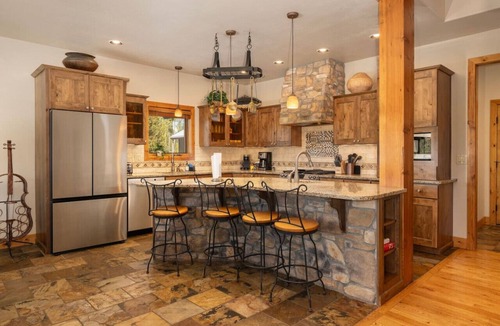 Pole Creek Meadows House | Wagon Ranch Ultimate Retreat | Hot Tub | Families