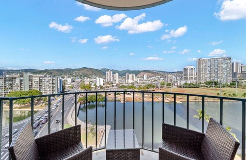 Waikiki Apartment | Waikiki Golden Holiday/Free Parking/Beach Supply