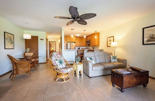 Waikoloa Village Condo | Wake Up to Island Breezes in Waikoloa Village