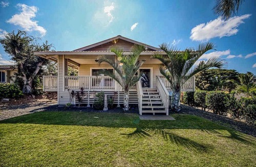Waikoloa House | Walk to Golf From an Updated Home with Pools, Lanai & Ocean View