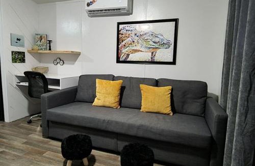 Port Lavaca Apartment | Waterfront Cabin Gator Den
