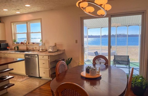 Valley Lee House | Waterfront Retreat | New Private Pier | Remodeled | Epic Sunset Views