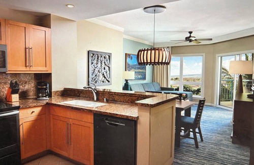 Historic Lahaina Front Street Hotel | Westin Ka'anapali Ocean Villas 2 bedroom Full Access Resort Dec. 26-Jan. 2,2027