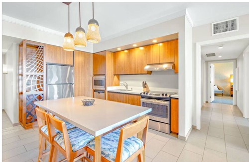 Historic Lahaina Front Street Resort | Westin Nanea Ocean Villas: Ka'anapali 2-bedroom resort in relaxing Lahaina