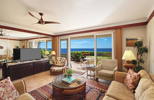 Poipu Resort | Whalers Cove 117 Beautiful Ocean View Suite 2 Bedroom in Poipu