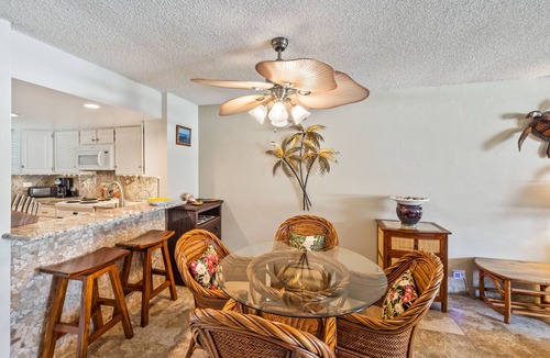Kahaluu Bay Condo | White Sands Village #217 – The Perfect Tropical Escape! Walk to Beach & Pool