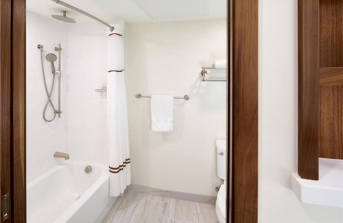Kaanapali Hotel | Your Maui Oasis: Where Culture Meets Comfort! 2 Elegant Units, With Pool