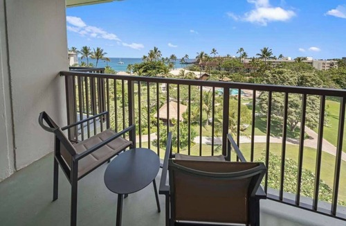 Kaanapali Hotel | Your Maui Oasis: Where Culture Meets Comfort! 2 Elegant Units, With Pool