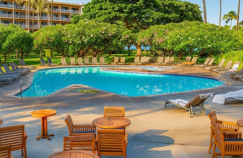 Kaanapali Hotel | Your Maui Oasis: Where Culture Meets Comfort! 2 Elegant Units, With Pool