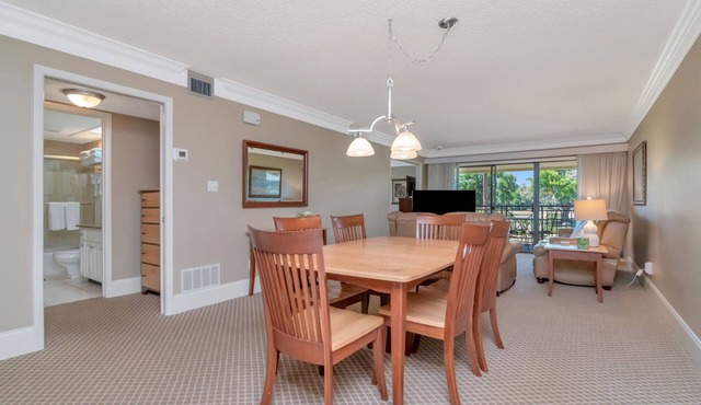 2-bedroom/2 Bath condo in peaceful Saddlebrook with great views in Zephyrhills