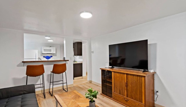 3Cozy Basement Unit Private entrance 2beds in Anchorage