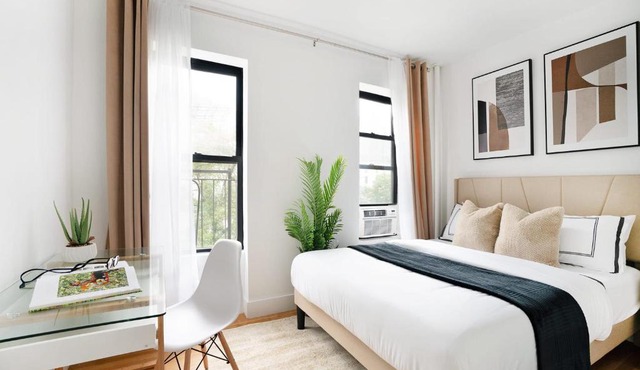 444-3F Newly renovated 1BR in Hell's Kitchen in New York