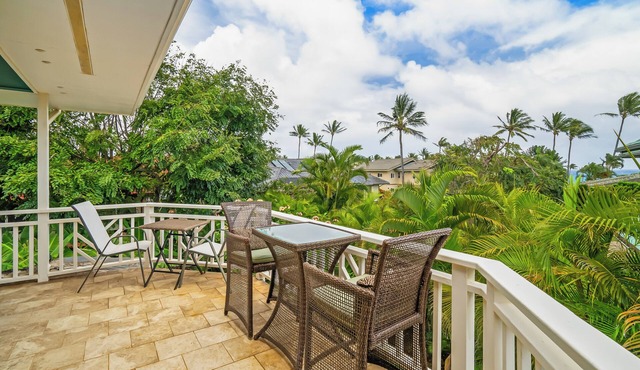 4BR Poipu home steps to beach with pool access summer deals in Koloa