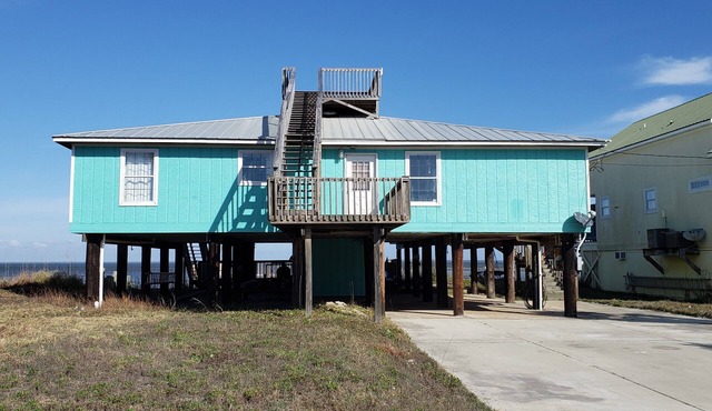 "AIN'T LIFE GRAND"-KAYAKS, GOLF CART, PRIVATE BEACH, CRAB TRAPS! in Dauphin Island