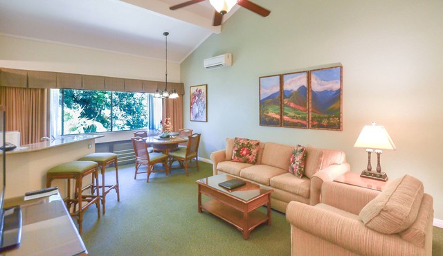 AIR CONDITIONING! 10 Minutes From Hanalei Bay ~ 1B at Makai w/KITCHEN! in Princeville