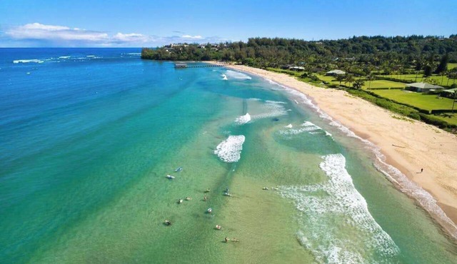 August Sale! Comfortable Kauai Villa with Beach Moments Away