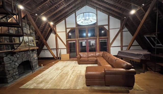 Bantam Lake Loft Retreat! in Litchfield