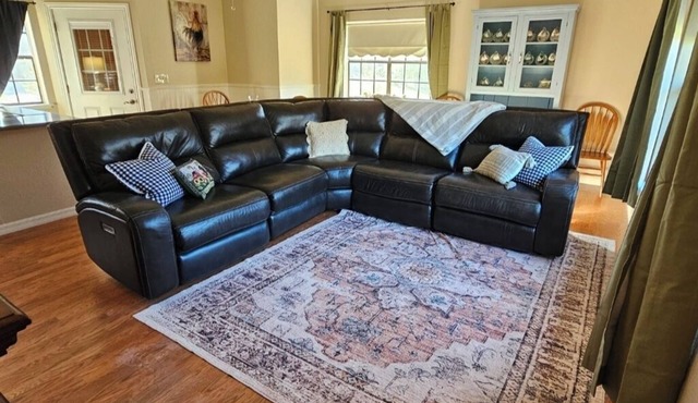 Barndominium close to local shopping and dining and just minutes from the magic! in Mount Dora