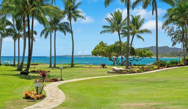 Beachfront Lae Nani! 3BD Condo, AC & Heated Pool