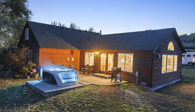 Big Bear Ranch House in Yakima