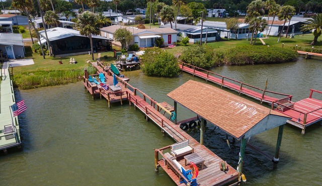 Bring your boat! Huge private dock and community ramp for you on the ICW. in Edgewater