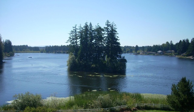 Casual Comfort. Beautiful Location. in Lacey