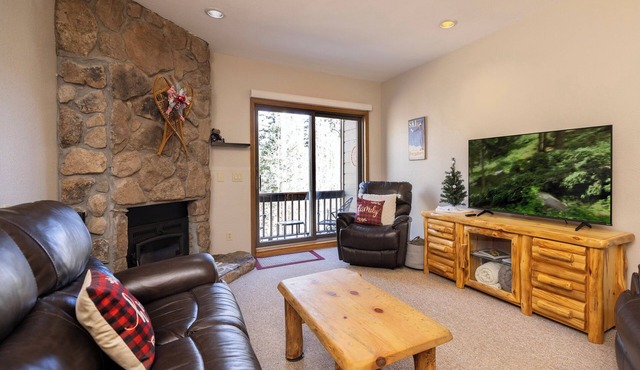 Charming 1-bedroom condo at Cascade Village with stunning mountain views - 2 Miles from Purgatory in Durango
