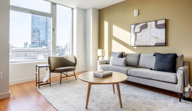 Classic Downtown 1BR w/W/D & Gym, nr Greenway, by Blueground in Boston