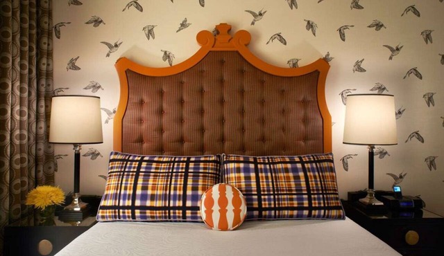 Comfortable Stay in King Bed! Pet Friendly, Near Oregon Zoo in Portland