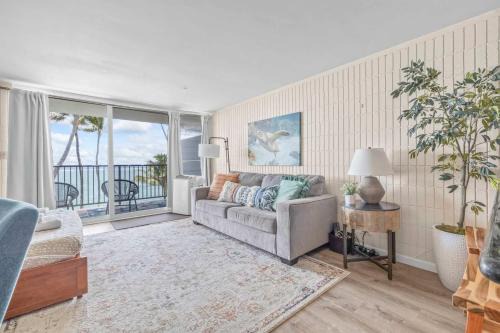 Condo on Beach with AC in Laie