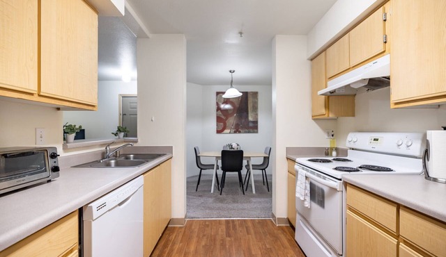 Covington Comfort: 2BD/2BA Home with Office in Covington