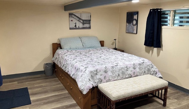 Cozy 1-bedroom apartment in lovely downtown Hilo, pet friendly in Hilo