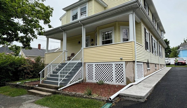 Cozy, 3 bed retreat near downtown Bristol in Bristol