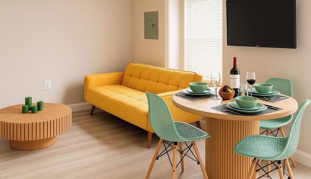 Cozy & Charming 1BR 15 minutes from New Haven in Seymour