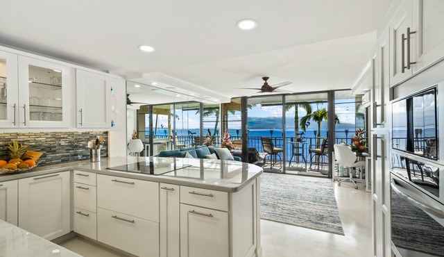 DIRECT OCEANFRONT LUXURY ON THE SOUTH SIDE! ROMANTIC AND PEACEFUL!