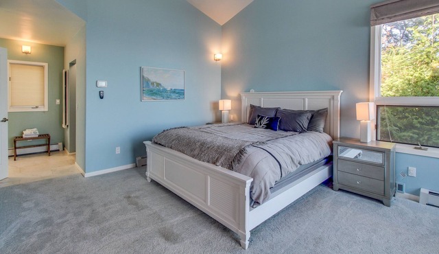 Dog-friendly waterfront home with private hot tub & island views in Eastsound