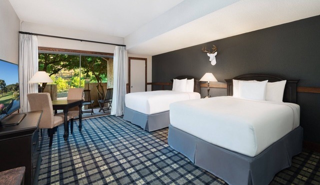 Double Queen Balcony Room | 2 Units | 6 mi to Main Street Shops & Dining in Boerne