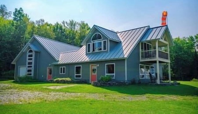 Dragonwood Bunk House in Parkman