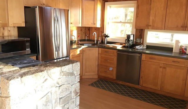 “Escape” to a Waterfront Artist’s Home on Secluded Evergreen Point, Taunton Bay in Sullivan