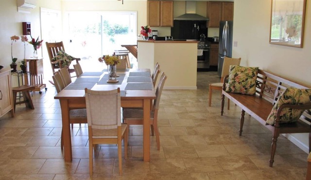 Five or more Bedroom House, Perfect for Families and groups in Pepeekeo