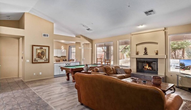 Grayhawk/Updated/Sleeps 6 w/Spa in Scottsdale